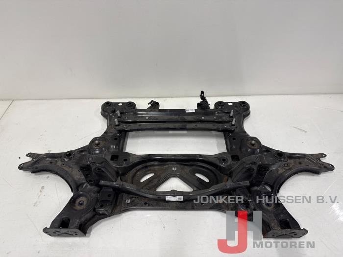 Subframe Volkswagen ID.7 EDDB - 照片 3