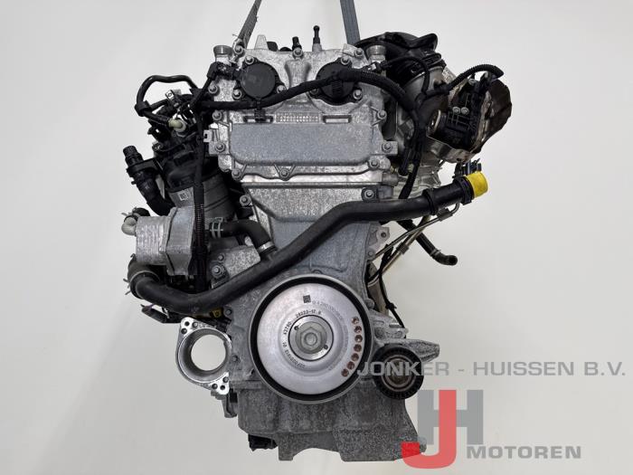 Motor Mercedes CLA - Foto 4