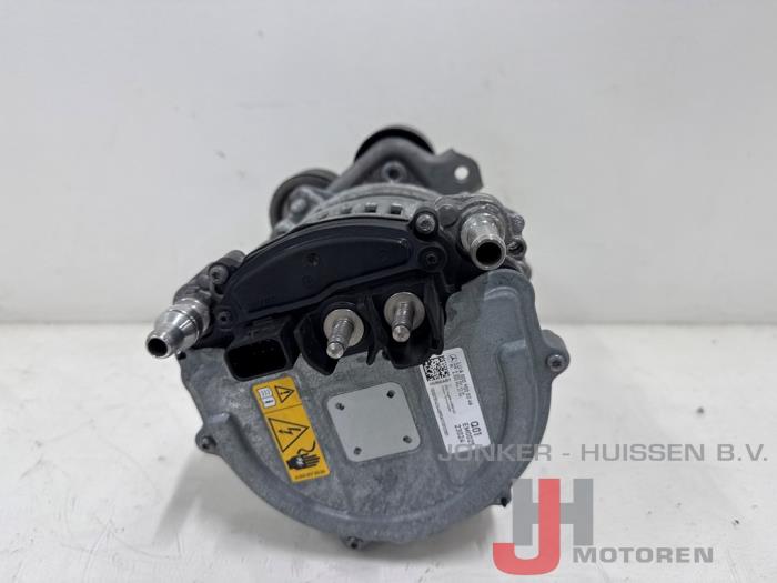 Dynamo Mercedes CLA 260920 - صورة 2