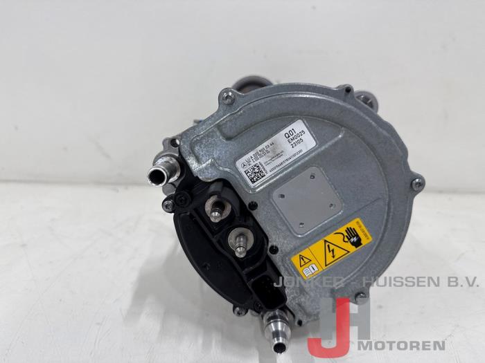 Dynamo Mercedes CLA 260920 - صورة 3