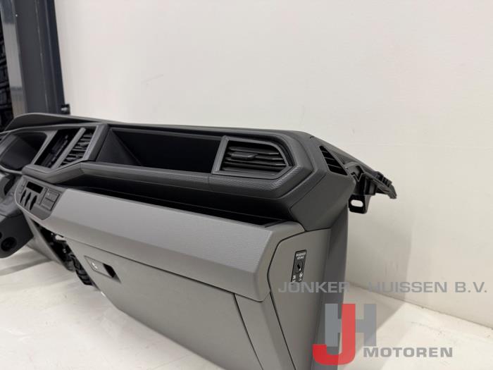 Dashboard Volkswagen Transporter - Photo 5
