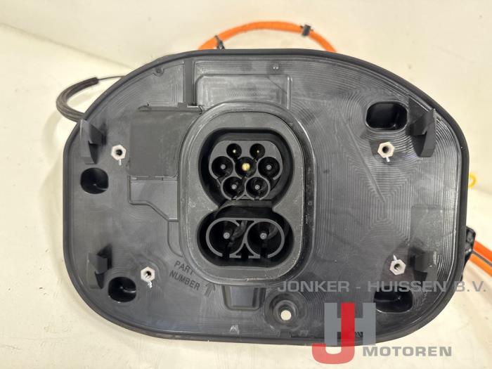 Oplaadpunt stekker aansluiting Volkswagen ID.7 - صورة 3