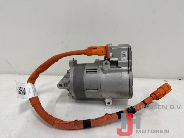 Aircopomp Volkswagen Golf DGE - Foto 1