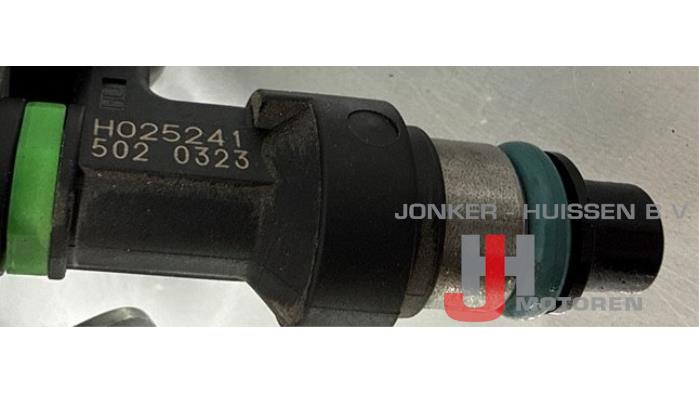 Injector (benzine injectie) Renault Scenic M4R713 - Photo 5