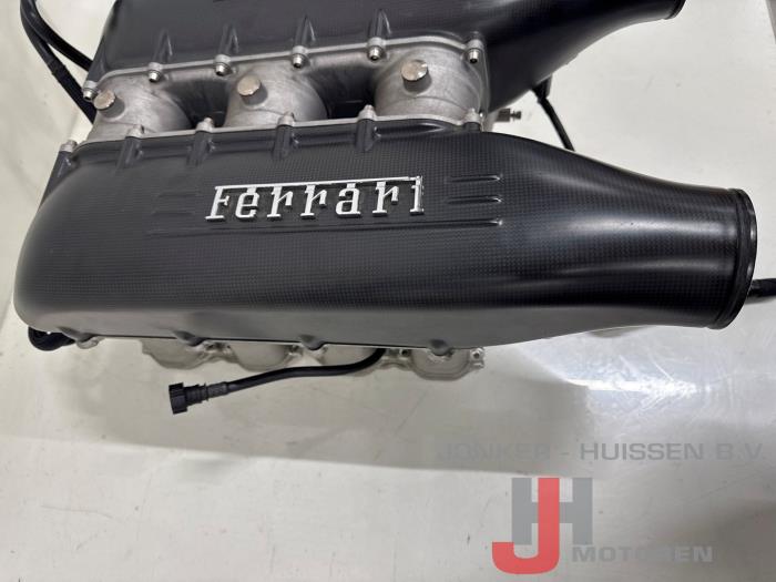 Inlaatspruitstuk Ferrari 458 - Foto 3