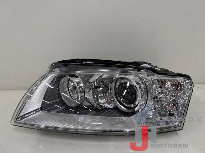 Koplamp links Audi A8