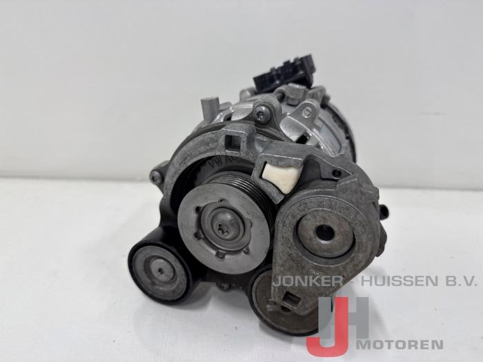 Dynamo Cupra Terramar - Foto 5