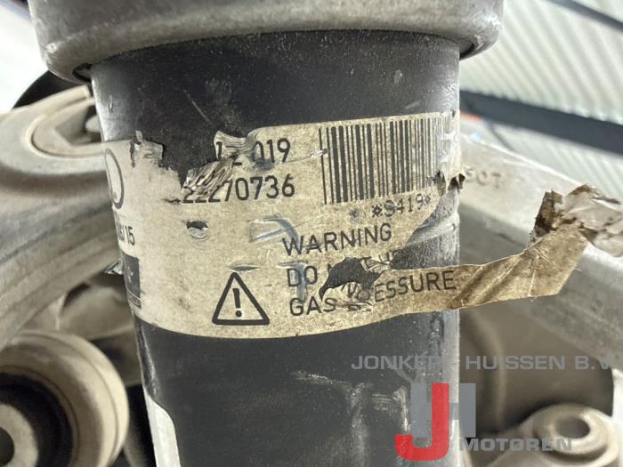 Wielophanging links-voor Audi R8 - Foto 8