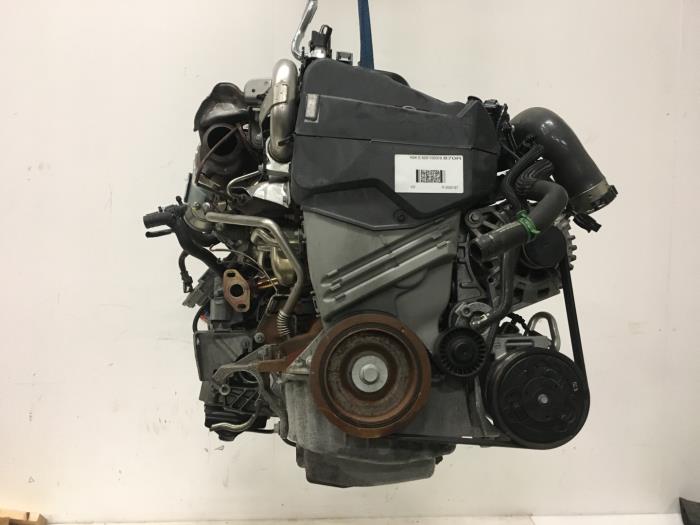Motor van een Renault Clio IV (5R) 1.5 dCi 90 FAP 2016