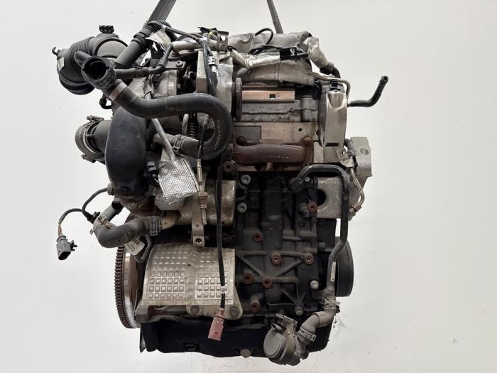 Motor Volkswagen Golf