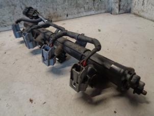 Gebruikte Injector brug Kia Picanto (BA) 1.0 12V Prijs € 12,00 Margeregeling aangeboden door Hans Auto Onderdelen