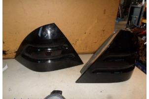 Gebruikte Achterlichtset links + rechts Mercedes C (W203) 2.2 C-200 CDI 16V Prijs € 30,00 Margeregeling aangeboden door Hans Auto Onderdelen