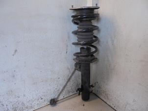 Gebruikte Mac Phersonpoot rechts-voor Mini Countryman (R60) 1.6 16V Cooper S Prijs € 45,00 Margeregeling aangeboden door Hans Auto Onderdelen