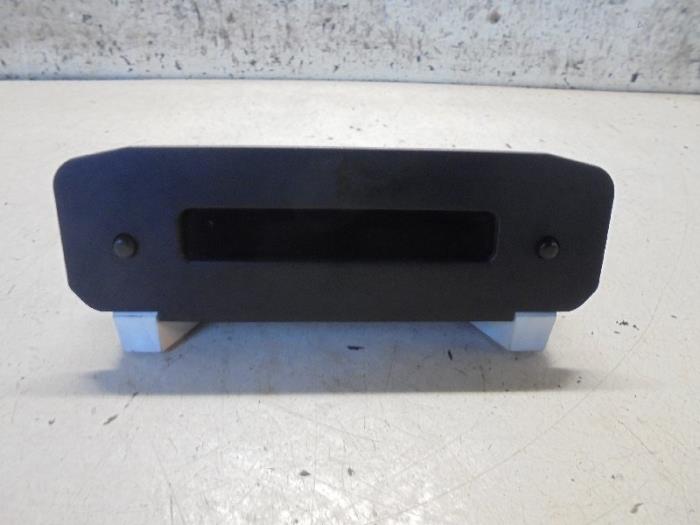 Gebruikte Display Interieur Peugeot 206 (2A/C/H/J/S) 1.4 HDi Prijs € 15,00 Margeregeling aangeboden door Hans Auto Onderdelen