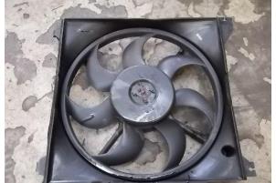 Gebruikte Koelvin Airco Hyundai Trajet 2.0 16V Prijs € 30,00 Margeregeling aangeboden door Hans Auto Onderdelen