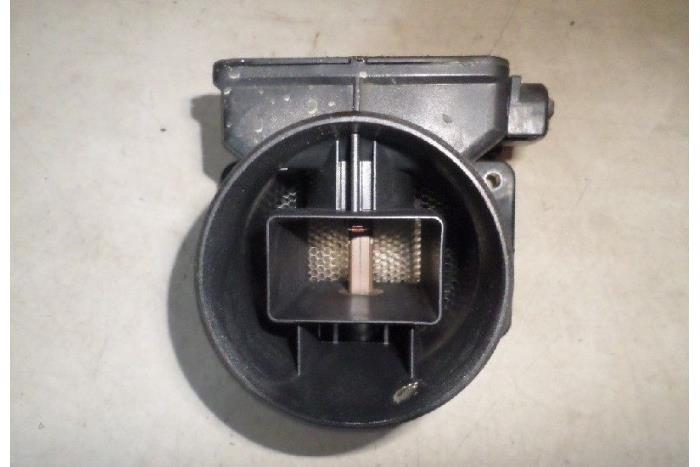 Gebruikte Luchthoeveelheidsmeter Volvo S40 (VS) 1.8i 16V Prijs € 15,00 Margeregeling aangeboden door Hans Auto Onderdelen