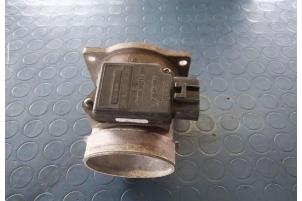 Gebruikte Luchthoeveelheidsmeter Ford Mondeo II 2.5 V6 24V E2/96 EEC Prijs € 21,00 Margeregeling aangeboden door Hans Auto Onderdelen