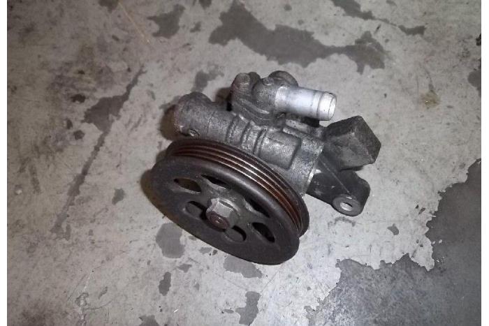 Gebruikte Servopomp Honda Civic (EJ/EK) 1.4iS 16V Prijs € 27,00 Margeregeling aangeboden door Hans Auto Onderdelen