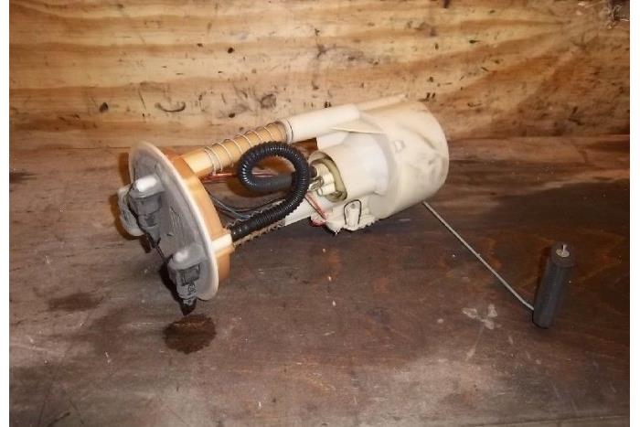 Gebruikte Tank element Pomp Renault Laguna I Grandtour (K56) 1.8 RN,RT Prijs € 20,00 Margeregeling aangeboden door Hans Auto Onderdelen