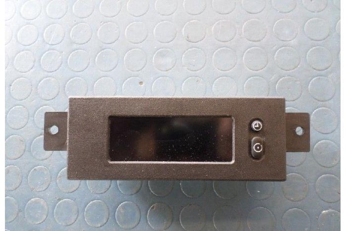 Gebruikte Display Interieur Opel Astra G Caravan (F35) 1.6 16V Prijs € 15,00 Margeregeling aangeboden door Hans Auto Onderdelen