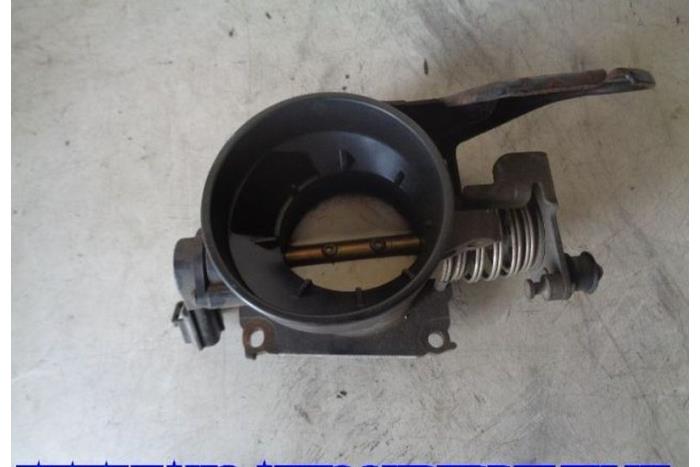 Gebruikte Gasklephuis Ford Focus 1 2.0 16V Prijs € 25,00 Margeregeling aangeboden door Hans Auto Onderdelen