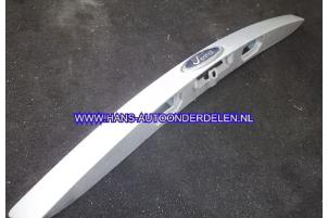 Gebruikte Handgreep Achterklep Ford Mondeo III 2.0 TDCi 115 16V Prijs € 15,00 Margeregeling aangeboden door Hans Auto Onderdelen