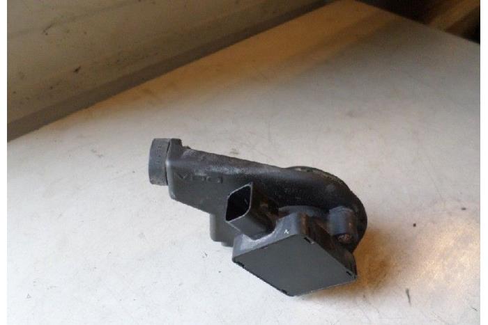Gebruikte Gaspedaalpositie Sensor Peugeot 406 (8B) 2.0 HDi 90 Prijs € 15,00 Margeregeling aangeboden door Hans Auto Onderdelen
