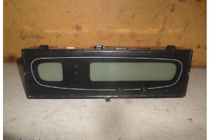 Gebruikte Display Interieur Renault Laguna II Grandtour (KG) 1.8 16V Prijs € 15,00 Margeregeling aangeboden door Hans Auto Onderdelen