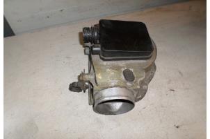 Gebruikte Luchthoeveelheidsmeter BMW 3 serie Touring (E30/5) 316i Prijs € 21,00 Margeregeling aangeboden door Hans Auto Onderdelen