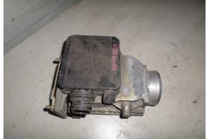 Gebruikte Luchthoeveelheidsmeter BMW 3 serie Touring (E30/5) 316i Prijs € 21,00 Margeregeling aangeboden door Hans Auto Onderdelen