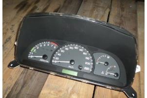 Gebruikte Tellerklok Chevrolet Tacuma 1.8 Pure,SE,SX Prijs € 24,00 Margeregeling aangeboden door Hans Auto Onderdelen