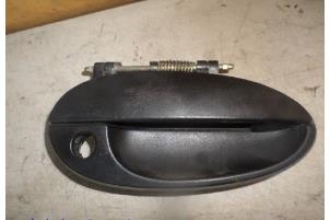 Gebruikte Deurgreep 4Deurs rechts-voor Chevrolet Matiz 0.8 S,SE Prijs € 9,00 Margeregeling aangeboden door Hans Auto Onderdelen