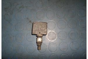 Gebruikte Bandenspanningsensor Renault Laguna II (BG) 1.9 dCi 120 Prijs € 9,00 Margeregeling aangeboden door Hans Auto Onderdelen