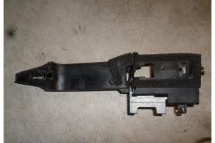 Gebruikte Deurslot Cilinder rechts Ford Mondeo III Wagon 1.8 16V Prijs € 9,00 Margeregeling aangeboden door Hans Auto Onderdelen