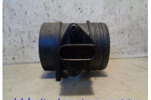 Gebruikte Luchthoeveelheidsmeter BMW 1 serie (E87/87N) 118i 16V Prijs € 10,80 Margeregeling aangeboden door Hans Auto Onderdelen