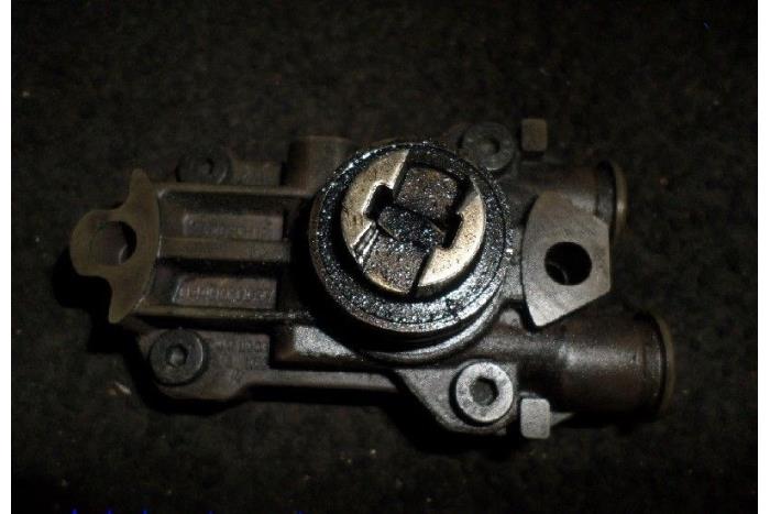 Gebruikte Opvoerpomp Mercedes E (W210) 2.2 E-200 CDI 16V Prijs € 25,00 Margeregeling aangeboden door Hans Auto Onderdelen