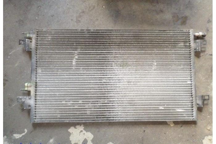 Airco Radiateur van een Renault Laguna II (BG) 1.9 dCi 120 2001
