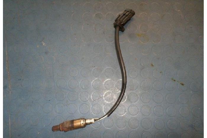 Gebruikte Lambda Sonde Renault Clio (B/C57/357/557/577) 1.2 Eco Kat. Prijs € 15,00 Margeregeling aangeboden door Hans Auto Onderdelen