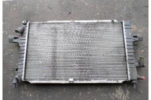 Gebruikte Radiateur Opel Astra H GTC (L08) 1.7 CDTi 16V Prijs € 27,00 Margeregeling aangeboden door Hans Auto Onderdelen