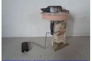 Gebruikte Brandstofpomp Elektrisch Renault Twingo (C06) 1.2 Prijs € 21,00 Margeregeling aangeboden door Hans Auto Onderdelen