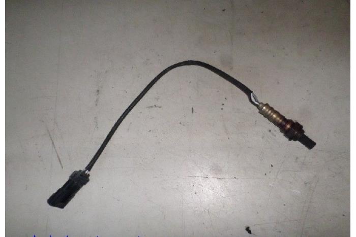 Gebruikte Lambda Sonde Renault Clio II (BB/CB) 1.2 Societe Prijs € 15,00 Margeregeling aangeboden door Hans Auto Onderdelen