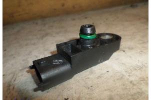 Gebruikte Sensor map (inlaatspruitstuk) Renault Megane II CC (EM) 1.5 dCi FAP Prijs € 6,00 Margeregeling aangeboden door Hans Auto Onderdelen