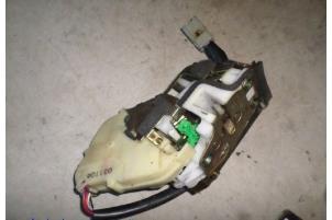 Gebruikte Deurslot Cilinder rechts Honda Jazz (GD/GE2/GE3) 1.3 i-Dsi Prijs € 21,00 Margeregeling aangeboden door Hans Auto Onderdelen