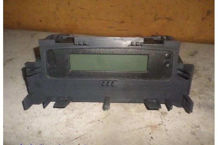 Gebruikte Display Interieur Renault Megane II (BM/CM) 1.5 dCi 105 Prijs € 25,00 Margeregeling aangeboden door Hans Auto Onderdelen