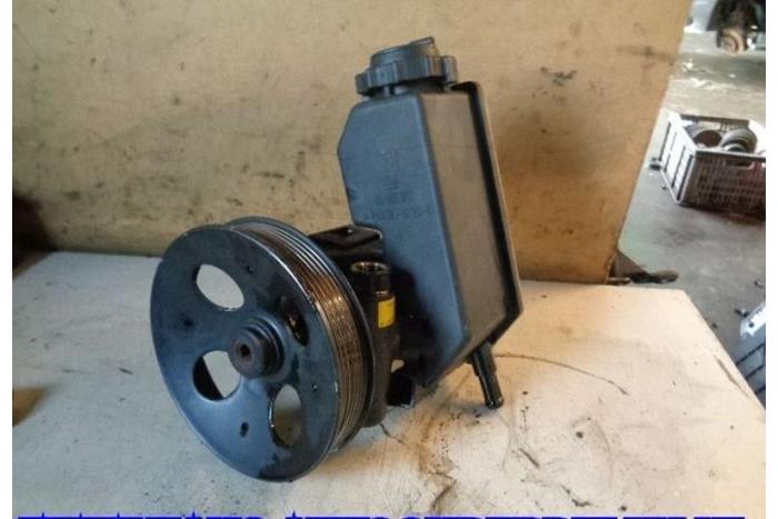 Gebruikte Pomp Servo Opel Vectra B (36) 1.6 16V Ecotec Prijs € 25,00 Margeregeling aangeboden door Hans Auto Onderdelen