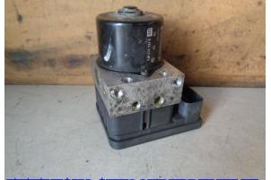 Gebruikte ABS Pomp Volkswagen Golf IV (1J1) 1.6 16V Prijs € 21,00 Margeregeling aangeboden door Hans Auto Onderdelen