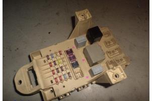 Gebruikte Zekeringkast Toyota Yaris (P1) 1.3 16V VVT-i Prijs € 21,00 Margeregeling aangeboden door Hans Auto Onderdelen