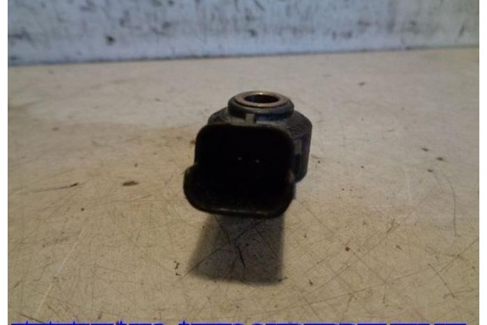 Pingelsensor van een Peugeot 207/207+ (WA/WC/WM) 1.4 2007