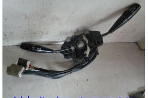Gebruikte Combischakelaar Stuurkolom Hyundai Accent II/Excel II/Pony 1.5i 12V Prijs € 15,00 Margeregeling aangeboden door Hans Auto Onderdelen