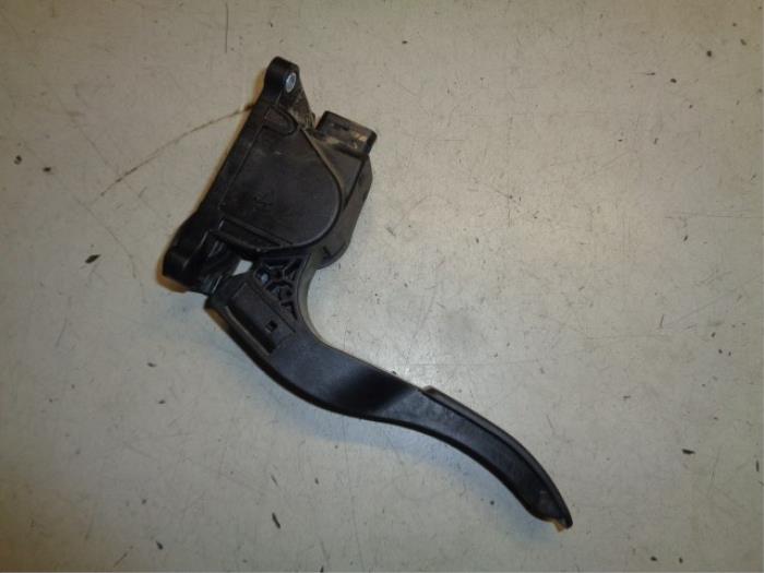 Gebruikte Sensor Gaspedaalpositie Volkswagen Crafter 2.5 TDI 30/32/35/46/50 Prijs € 20,00 Margeregeling aangeboden door Hans Auto Onderdelen